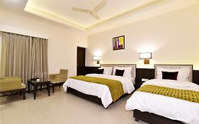 Hotel Shiraz Castle Amritsar